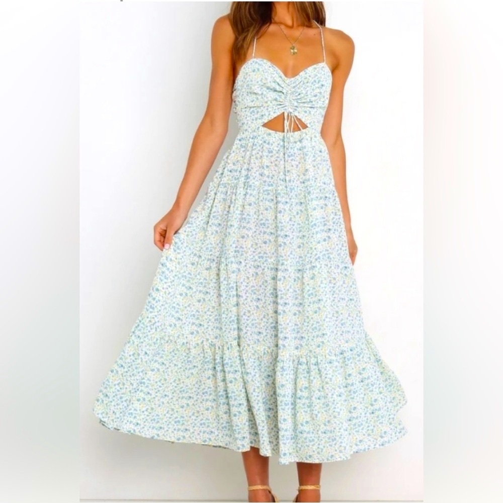Petal & Pup Blue Floral Yordana Midi Dress
